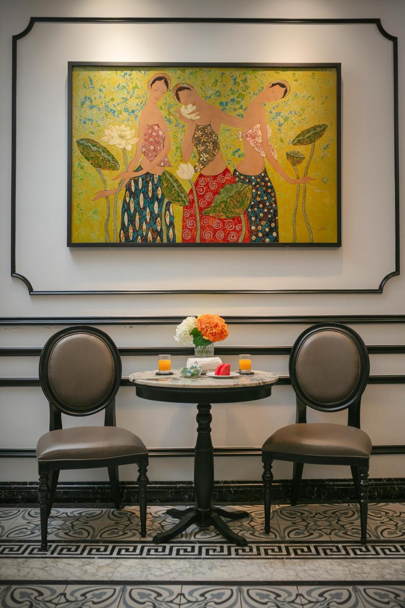 Amira Hotel ハノイ市 エクステリア 写真