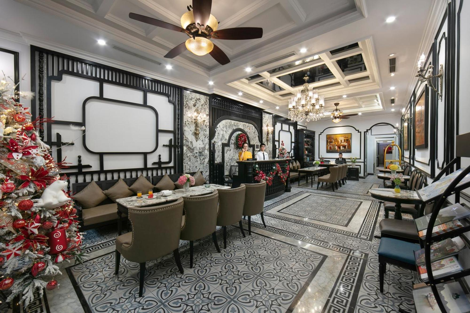 Amira Hotel ハノイ市 エクステリア 写真